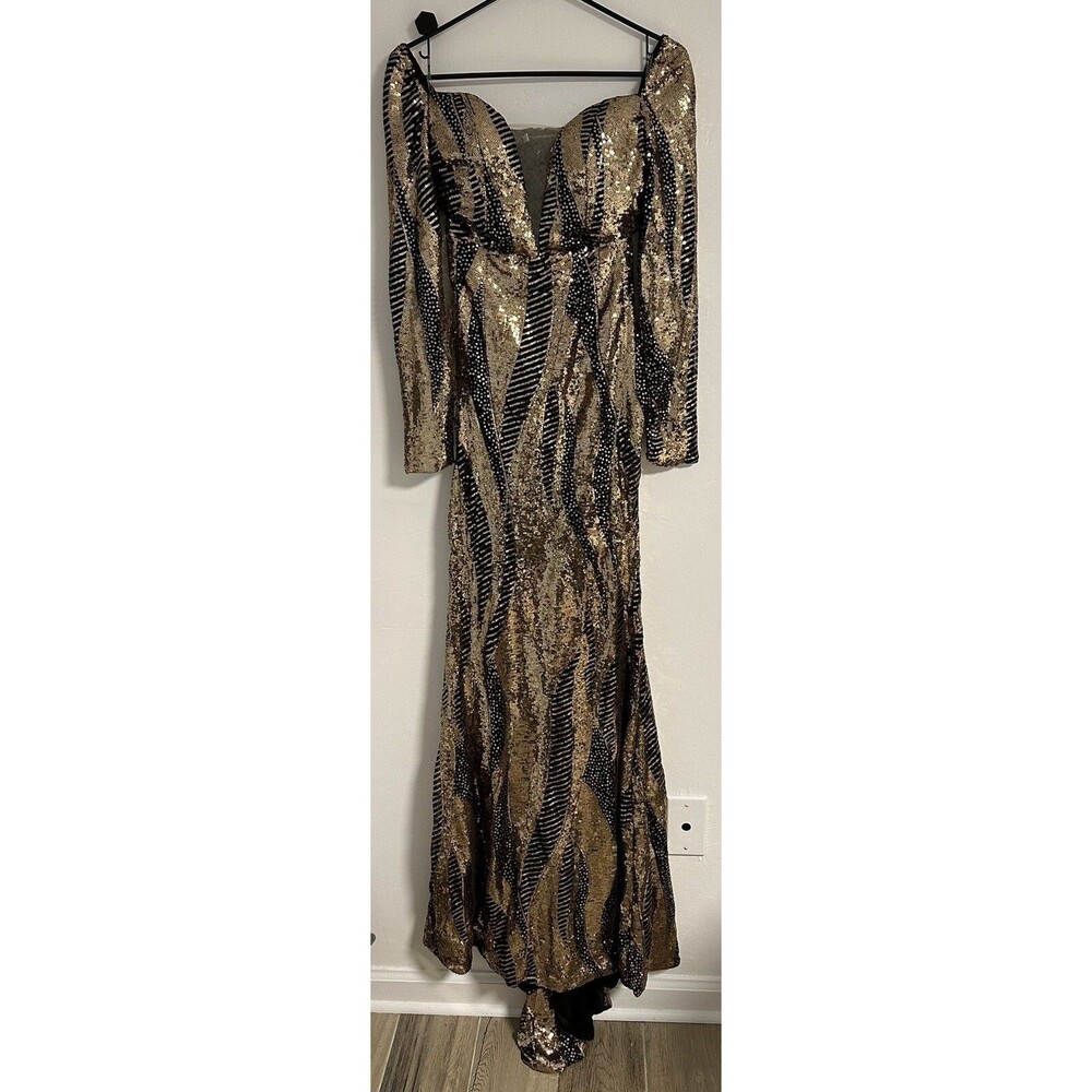 Miss Ord Formal Sequin Dress Small Black Gold New with Tags Ball Gown Prom Party